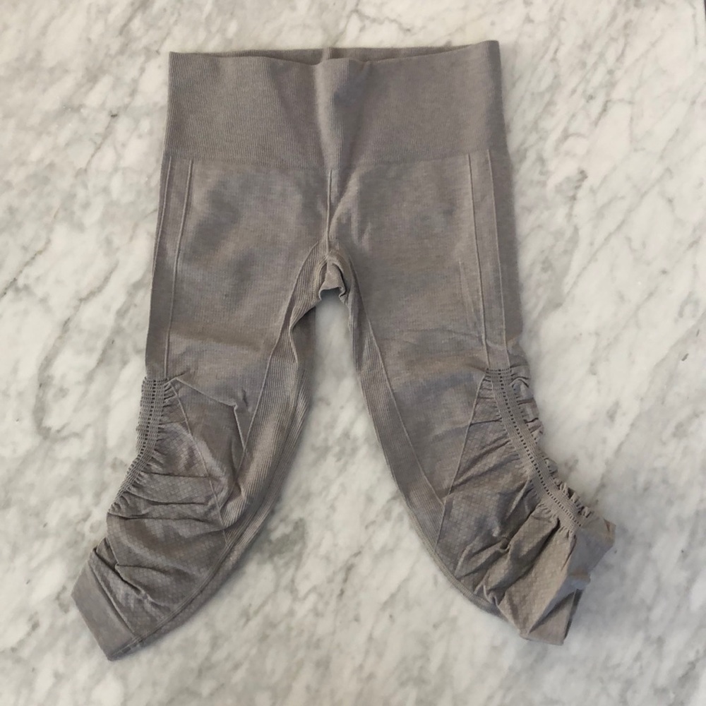 lululemon in the flow crop leggings
